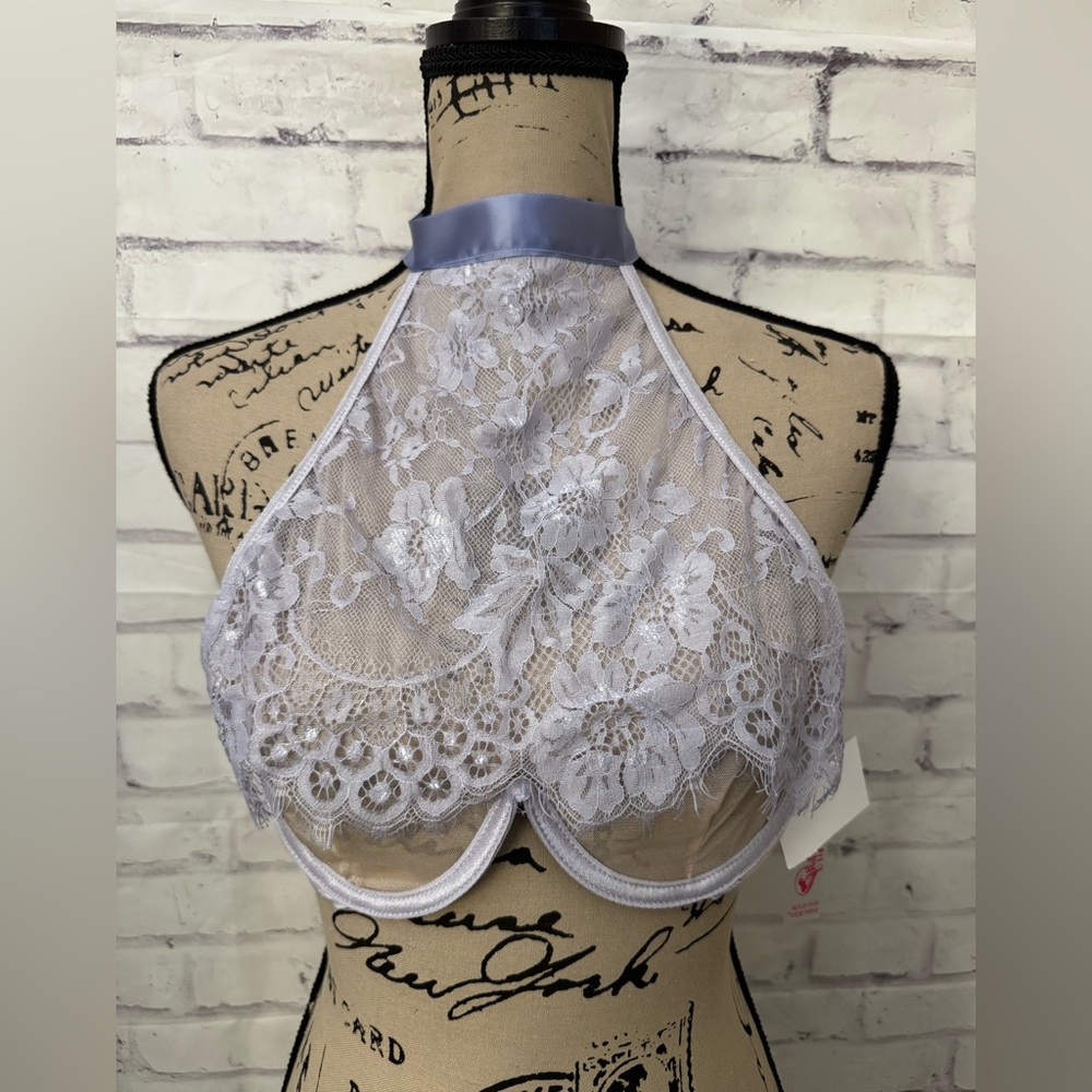 Fantasy Lingerie Tease Venus Halter Bra Size L/XL Lilac Purple Lace Halter New‎